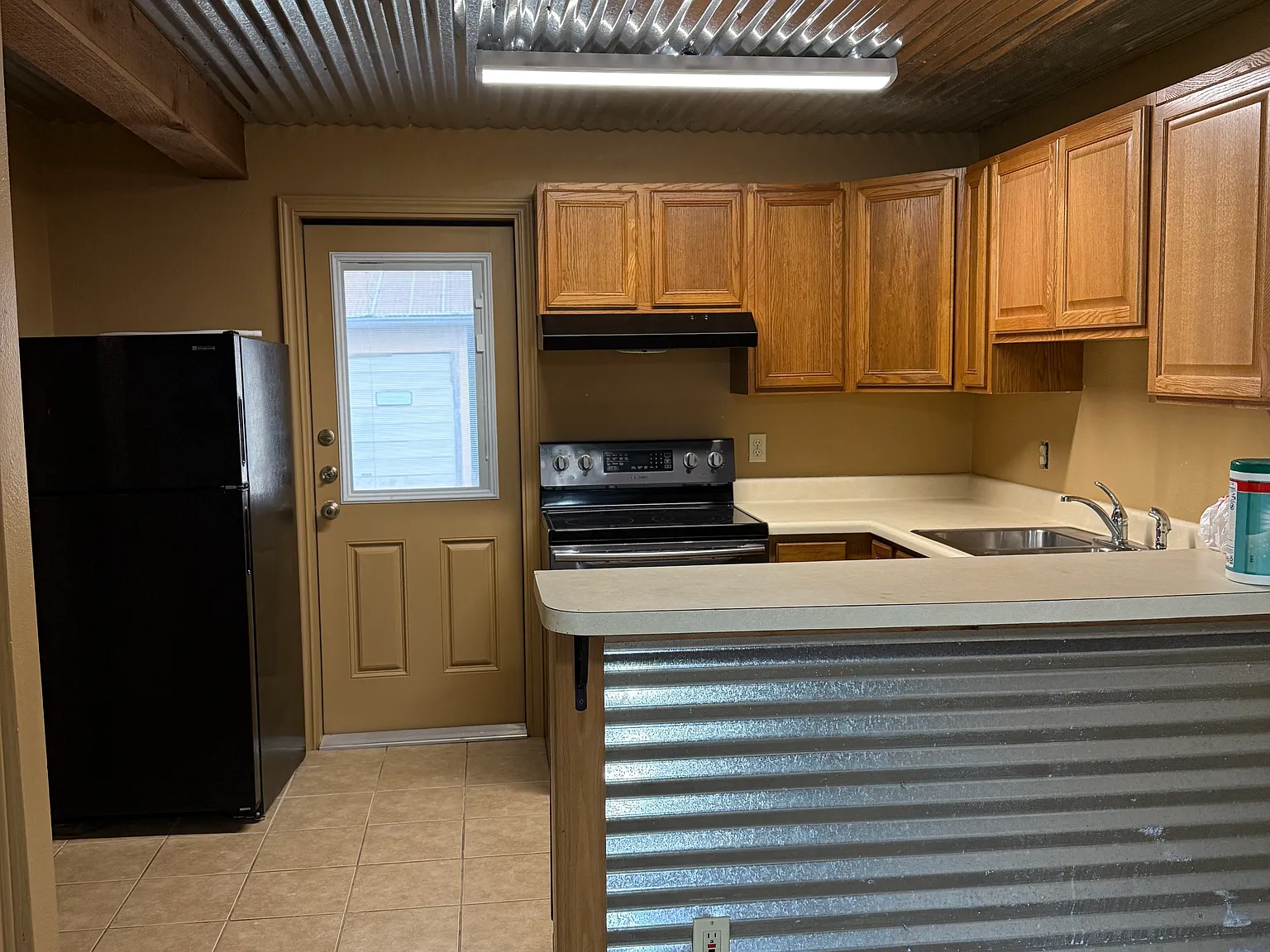 1 bed, 600 sqft, $1,350 — Photo 2