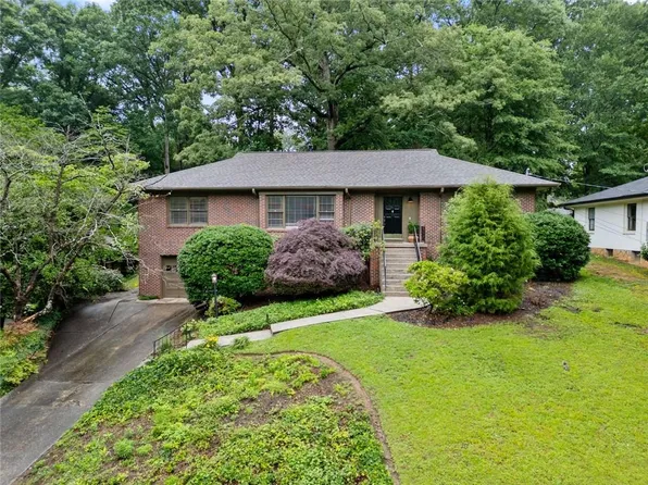 647 Willivee Dr, Decatur, GA 30033