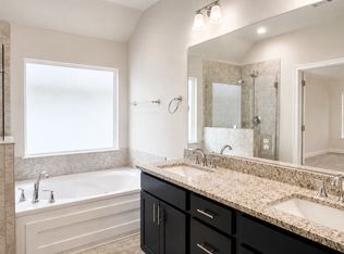 4157 Grassy Lake Dr, Bossier City, LA 71111