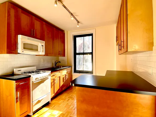 531 East 78th Street image 1 of 9