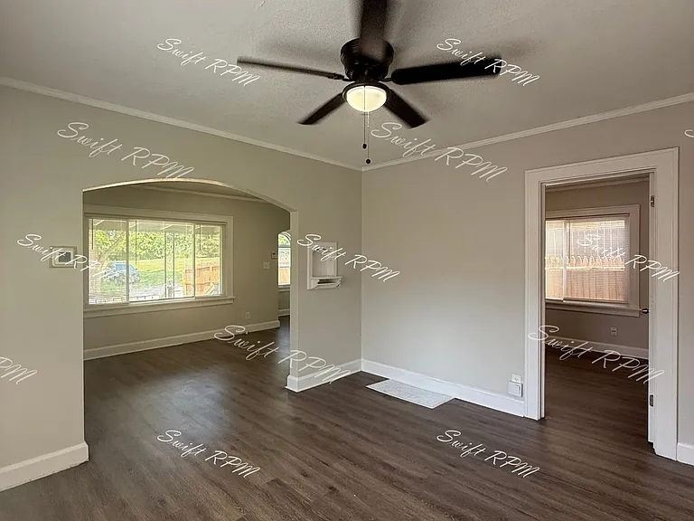 3811 Monroe Ave — Photo 5