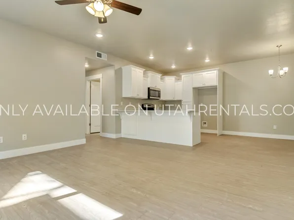1128 S 820 E Unit 1102, Heber, UT 84032