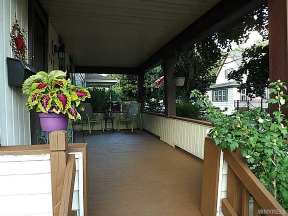 2nd image of 36 Geneva St