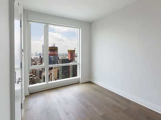 Rented by Platinum Properties | media 32