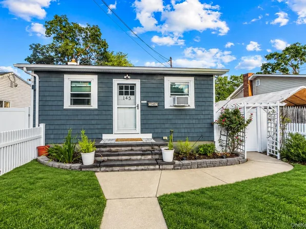 145 Carroll Avenue, Ronkonkoma, NY 11779