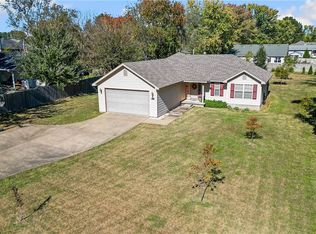 400 W Pickens Rd, Pea Ridge, AR 72751