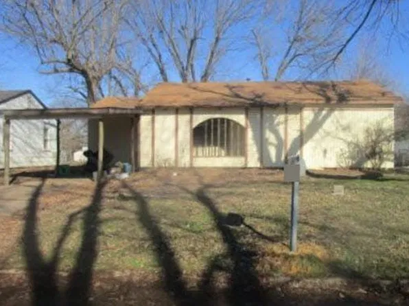 1622 S Aberdeen Dr, Muskogee, OK 74403