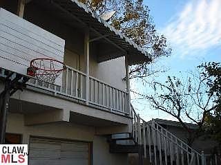 4th image of 3920 Revere Ave