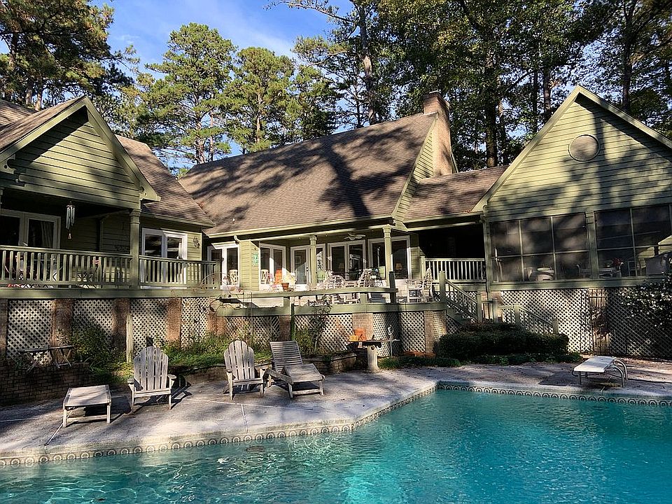 2nd image of 1737 Fox Ridge Rd