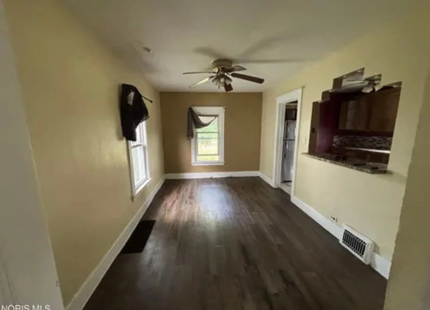 Back-To-School Special House For Sale! — Photo 4