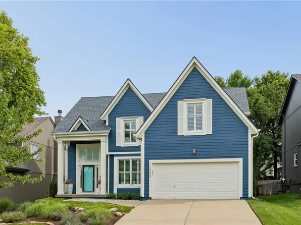 11302 W 132nd Ter, Overland Park, KS 66213