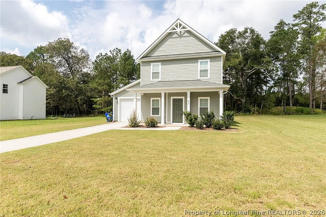 3 bed, 2.5 bath, 1419 sqft, $2,000 — Photo 1