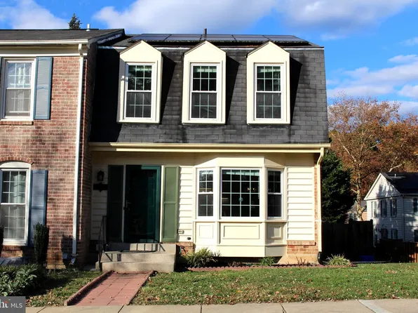 9915 Maple Leaf Dr, Gaithersburg, MD 20886