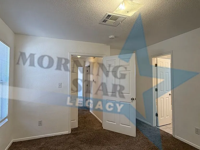 Spacious 2 bedroom floor plans! — Photo 21
