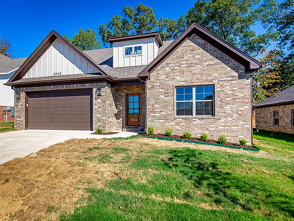3rd image of 3501 Sylvia Springs Dr