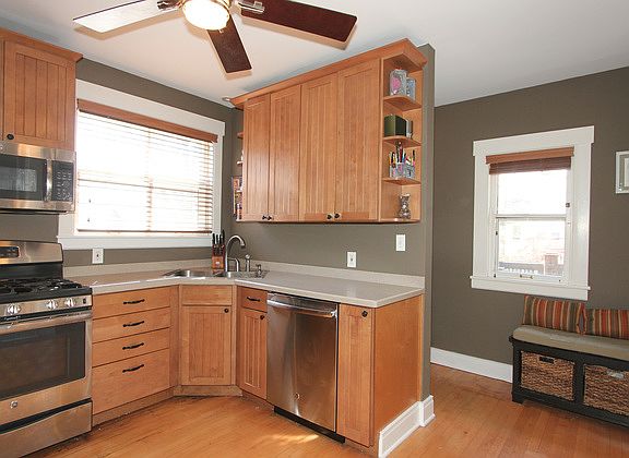 5th image of 843 Columbian Ave