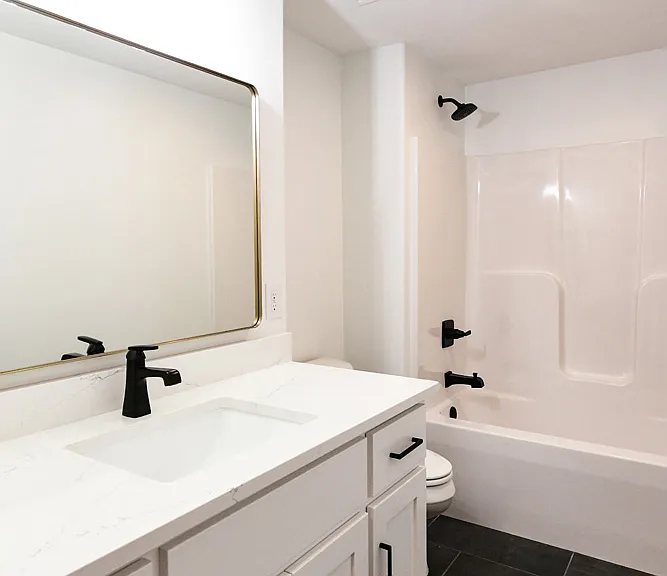 12605 Glenn St — Photo 37