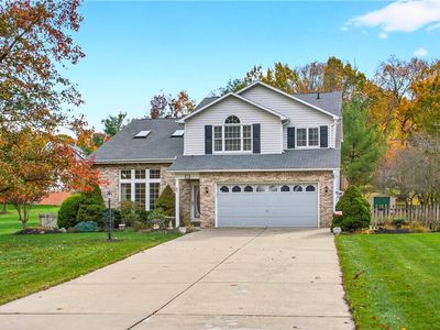 126 Valley Rd, Eighty Four, PA, 15330