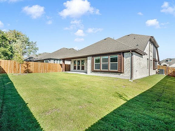 3rd image of 1325 Brentfield Dr
