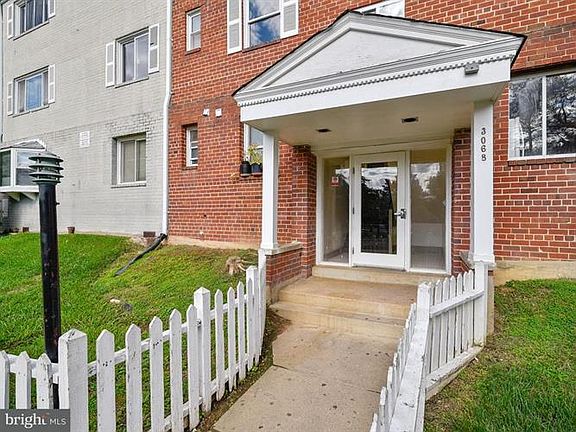 4th image of 3068 Patrick Henry Dr APT 102