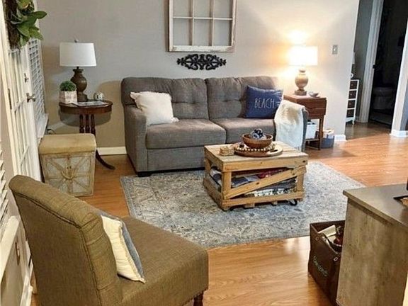 5th image of 4305 Walden Park Drive