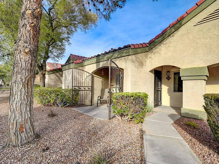 7885 W Flamingo Rd #1071 — Photo 4