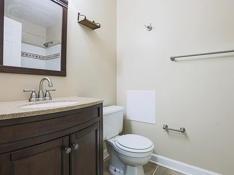 1020 Dartmouth Glen Way — Photo 7