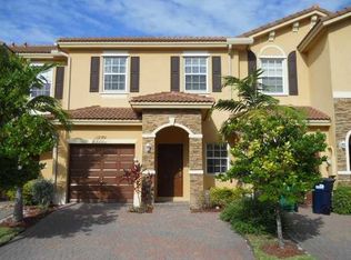 22386 SW 88th Path, Cutler Bay, FL 33190