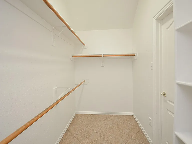 2607 Grand Plantation Ct — Photo 34