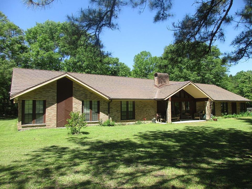 1st image of 65 Lakeview Dr