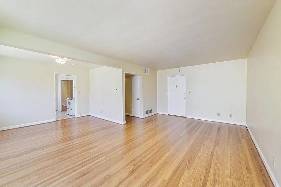 Expansive 2BR, 2BA | 1,100 Sq Ft | Steps from Lake Merritt w/ Garage Parking — Photo 3