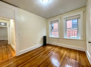 460 Park Dr #2, Boston, MA 02215