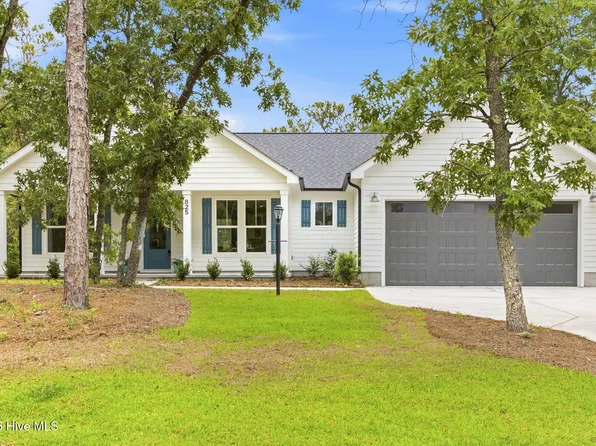825 Sand Fiddler Court SE, Bolivia, NC 28422