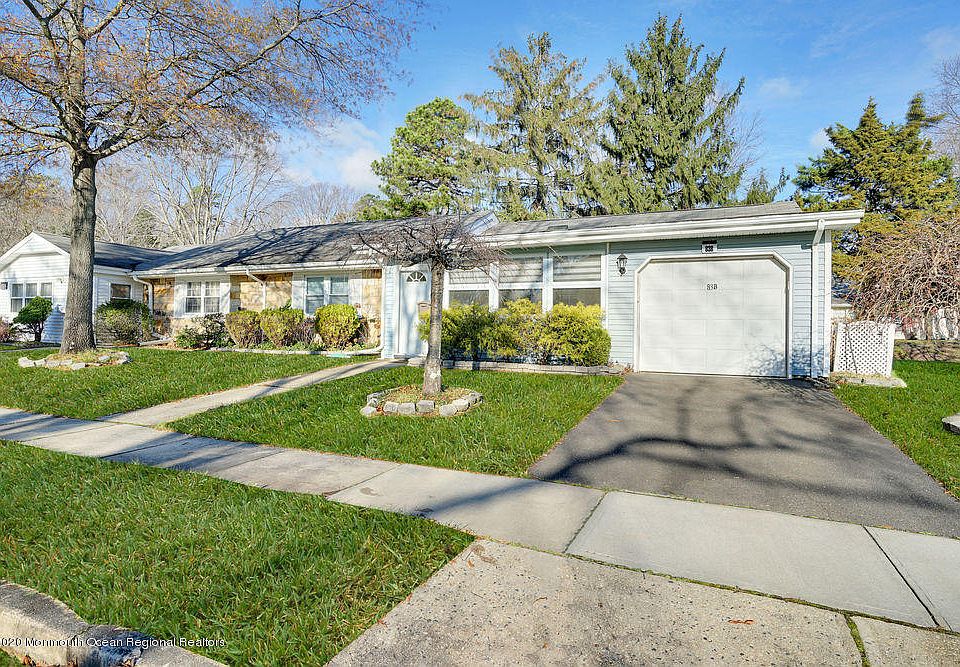 1st image of 83B Gladiola Ct
