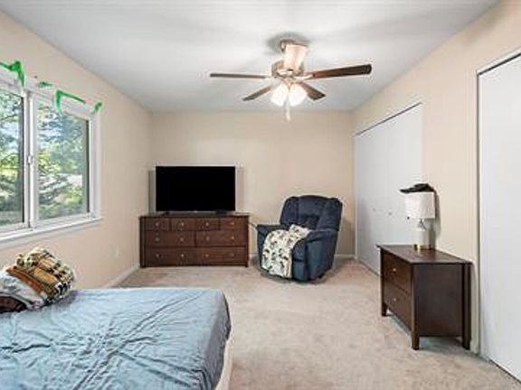 5th image of 222 Belray Dr