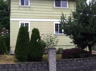 7049 23rd Ave NE, Seattle, WA 98115