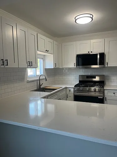 318 Main St #A Photo 1