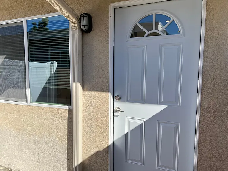 23259 Ingomar St — Photo 5