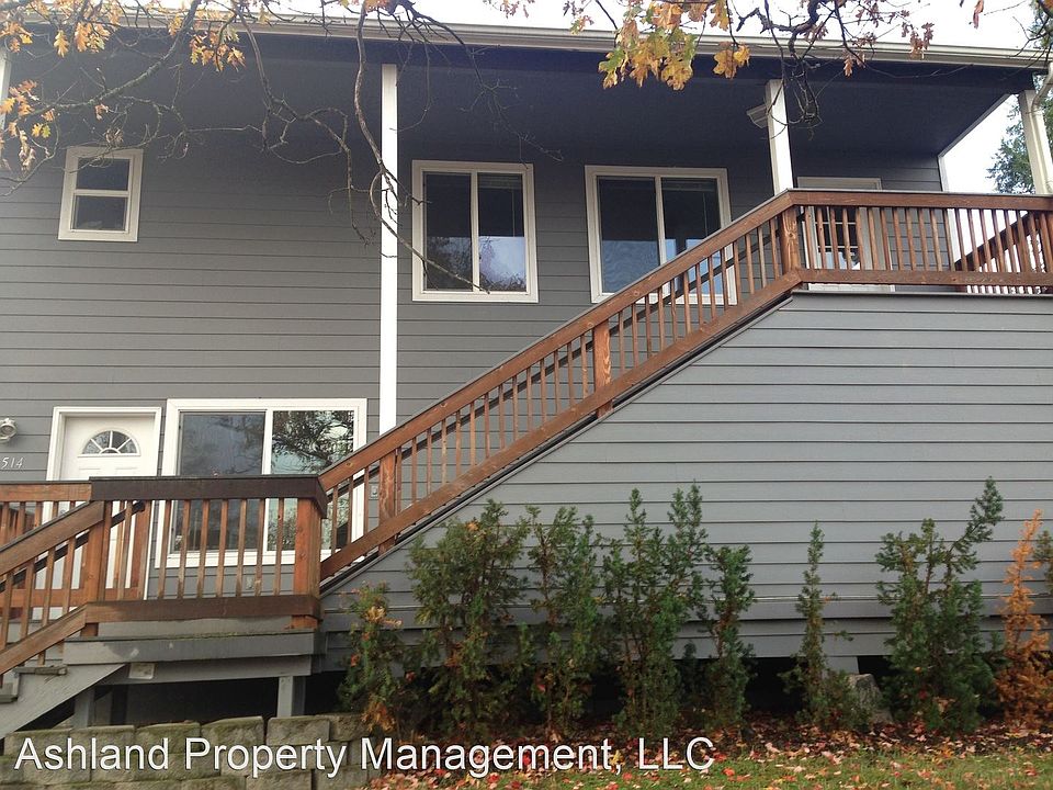 1st image of 2518 Siskiyou Blvd