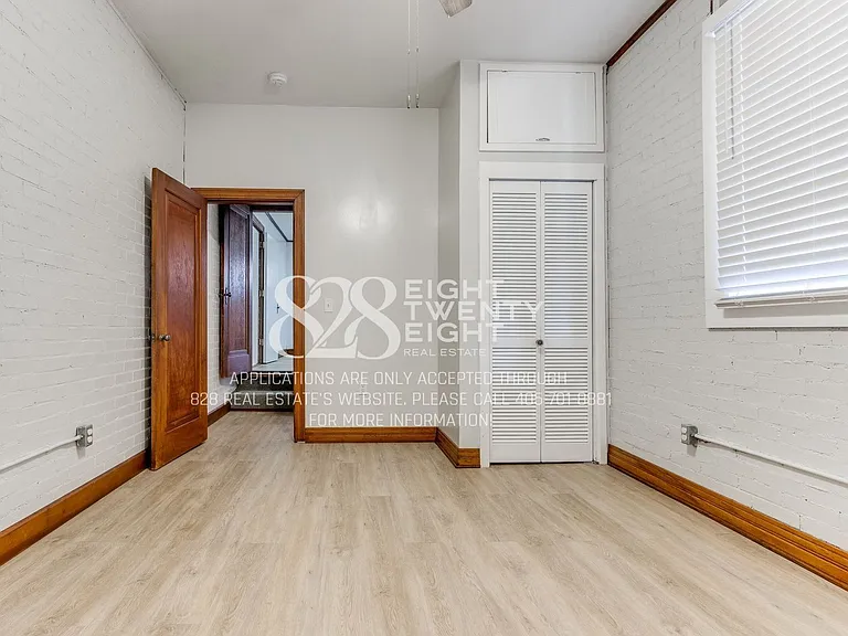 241 Emelyn St — Photo 19