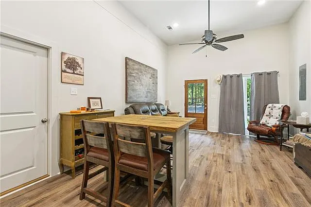 23123 Highway 1088 — Photo 3