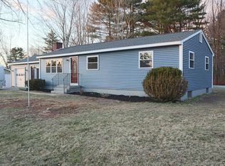 10 Claire St, Lewiston, ME 04240
