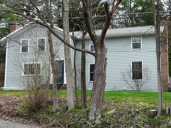 2nd image of 184 Coleman Ave