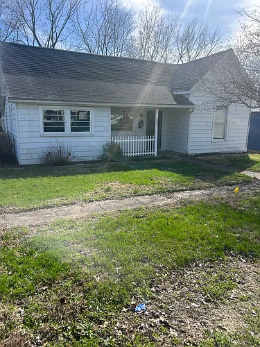 501 W Lincoln Ave Photo 1