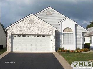 31 Lambert Way, Toms River, NJ 08757