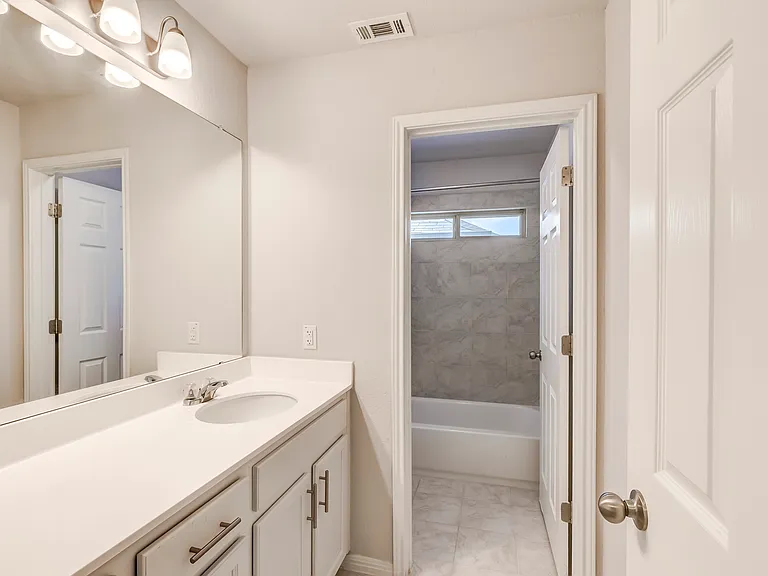 425 Arrowhead Vine St — Photo 26