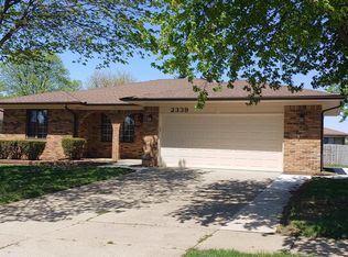 2339 Michael Dr, Sterling Heights, MI 48310