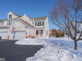 8542 Mayfair Ct, Breinigsville, PA 18031