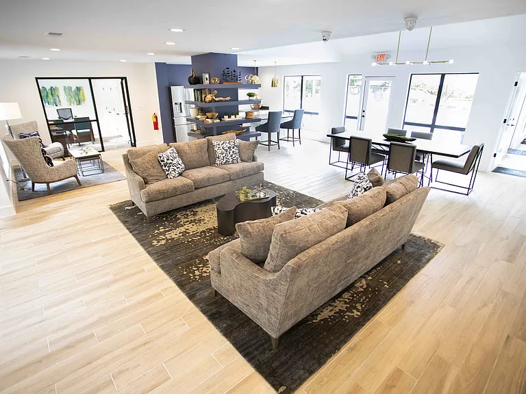 Grove Parkview — Photo 15