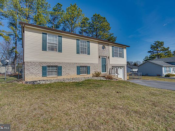 3rd image of 55 Towerview Dr